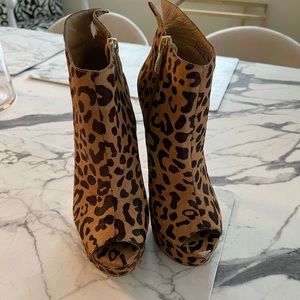 Chinese laundry hidden platform peep toe bootie colab with Kristin Cavallari.
